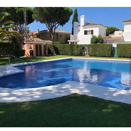 Holiday home Individual Precioso Con Vistas Y Acceso Directo Al Golf De *